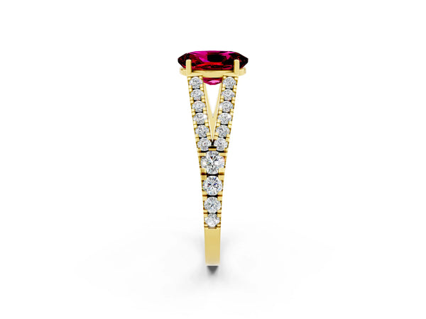 Yellow gold Oval Cut Garnet Split Shank Engagement Ring with Round Pavé and Prong Setting