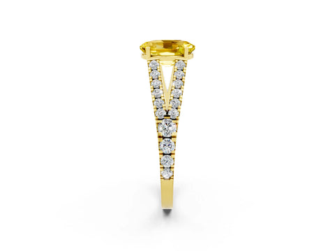 Yellow gold Oval Cut Cut Split Shank Pave Diamond Engagement Ring with Four-Prong Setting_2