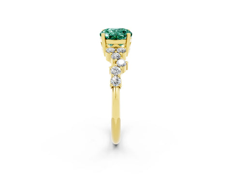 Yellow gold Oval Cut Diamond Cluster Pavé Band with Four-Prong Setting_2