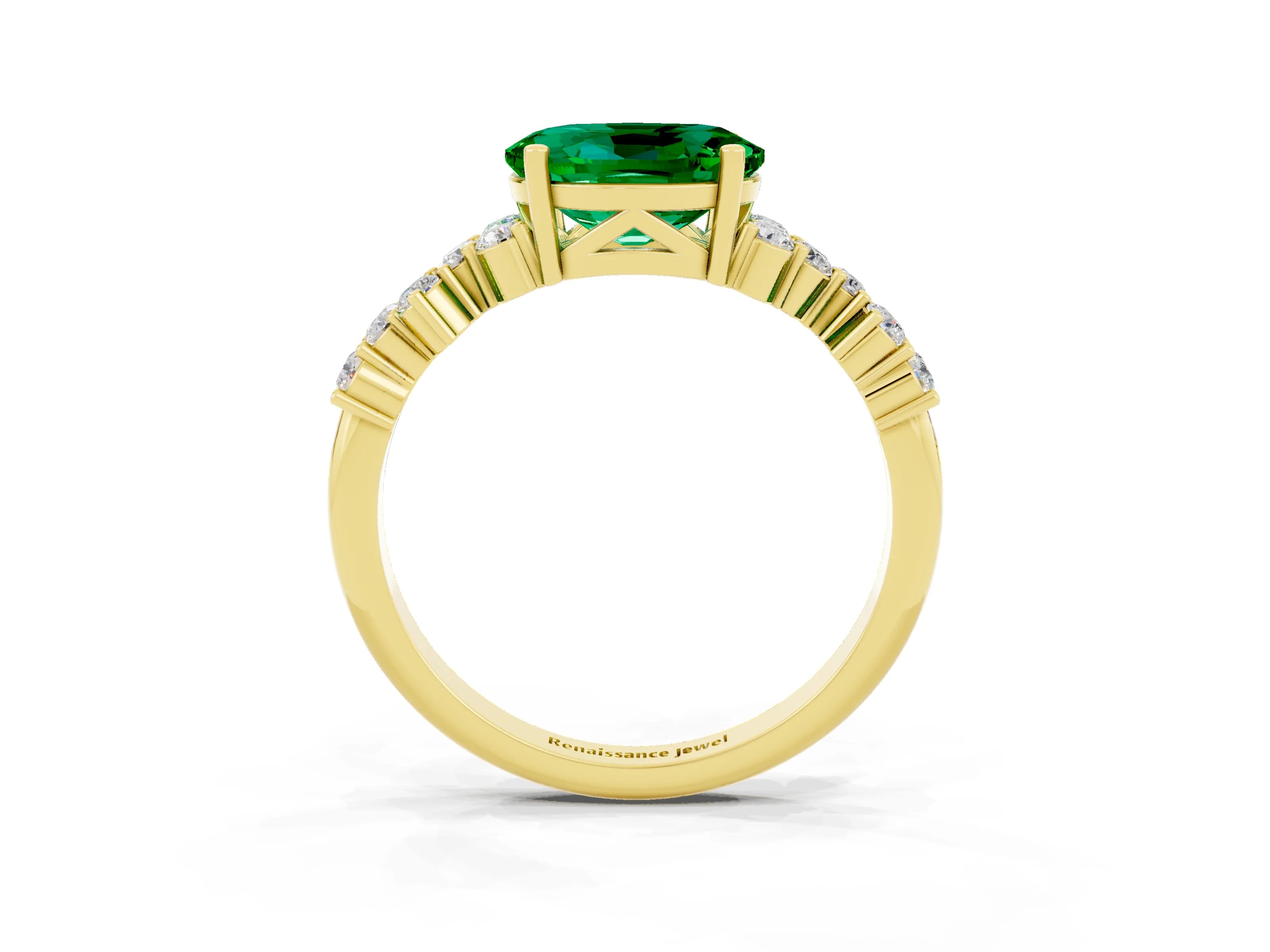 Yellow gold Oval Cut Diamond Cluster Pavé Band with Four-Prong Setting_3