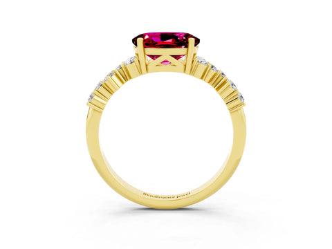 Yellow gold Oval Cut Diamond Cluster Pavé Band with Four-Prong Setting_3