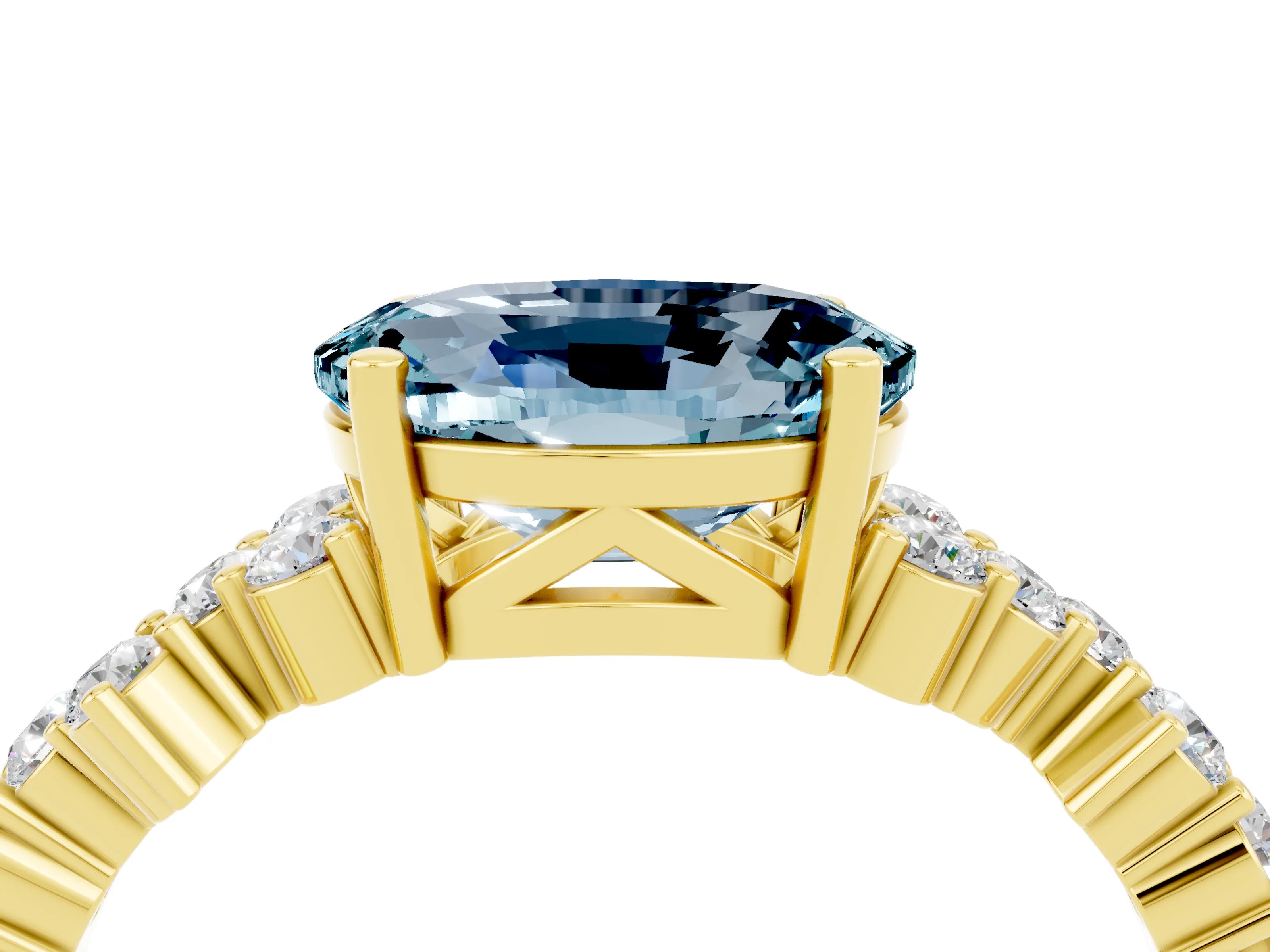 Yellow gold Oval Cut Diamond Cluster Pavé Band with Four-Prong Setting_4