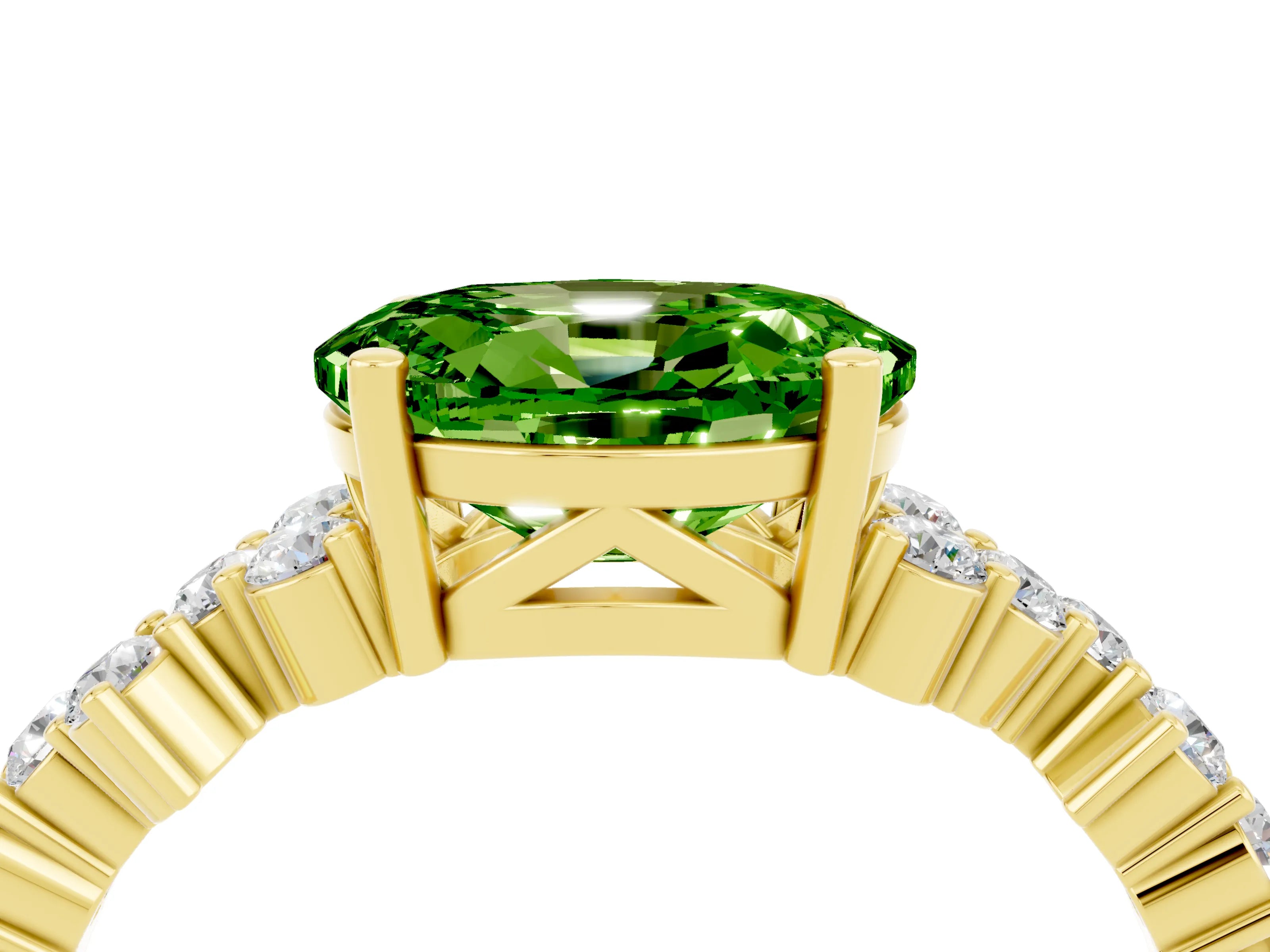 Yellow gold Oval Cut Diamond Cluster Pavé Band with Four-Prong Setting_4