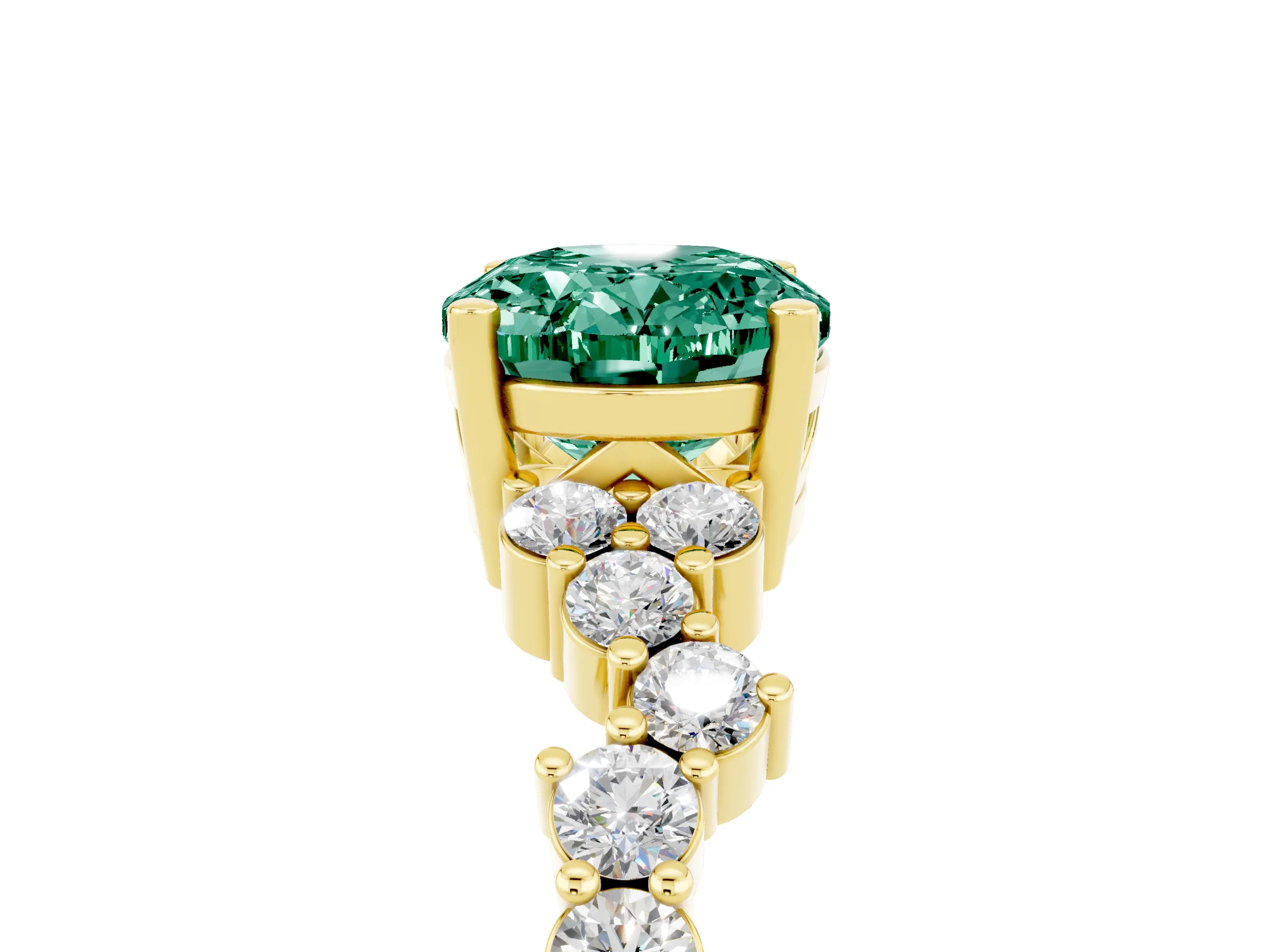Yellow gold Oval Cut Diamond Cluster Pavé Band with Four-Prong Setting_5