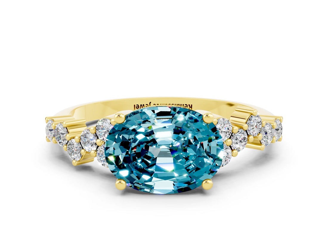 Yellow gold Oval Cut Diamond Cluster Pavé Band with Four-Prong Setting