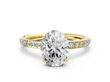Yellow gold Oval Cut Diamond Pavé Band Ring with Four-Prong Setting_36
