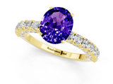 Yellow gold Oval Cut Diamond Pavé Band Solitaire Ring with Prong Setting_1