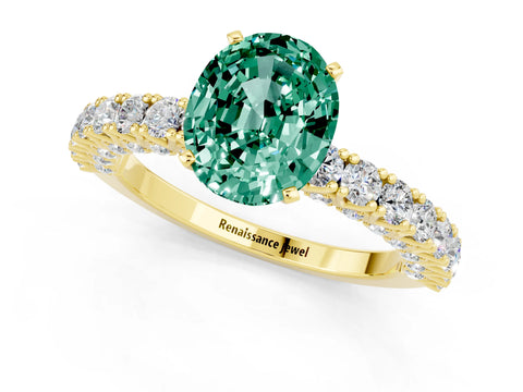 Yellow gold Oval Cut Diamond Pavé Band Solitaire Ring with Prong Setting_1