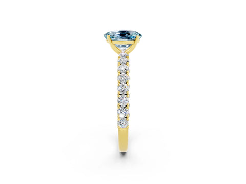 Yellow gold Oval Cut Diamond Pavé Band Solitaire Ring with Prong Setting_2