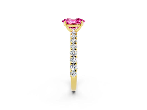 Yellow gold Oval Cut Diamond Pavé Band Solitaire Ring with Prong Setting
