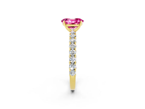 Yellow gold Oval Cut Diamond Pavé Band Solitaire Ring with Prong Setting_2