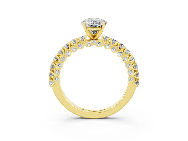 Yellow gold Oval Cut Diamond Pavé Band Solitaire Ring with Prong Setting