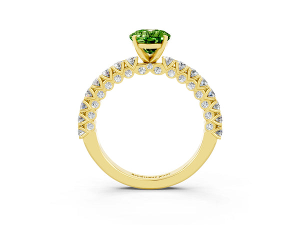 Yellow gold Oval Cut Diamond Pavé Band Solitaire Ring with Prong Setting