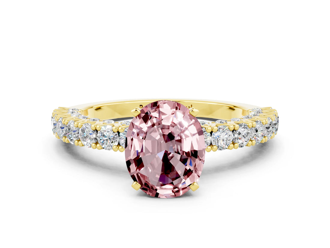 Yellow gold Oval Cut Diamond Pavé Band Solitaire Ring with Prong Setting