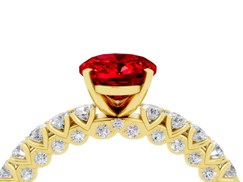 Yellow gold Oval Cut Diamond Pavé Band Solitaire Ring with Prong Setting_4