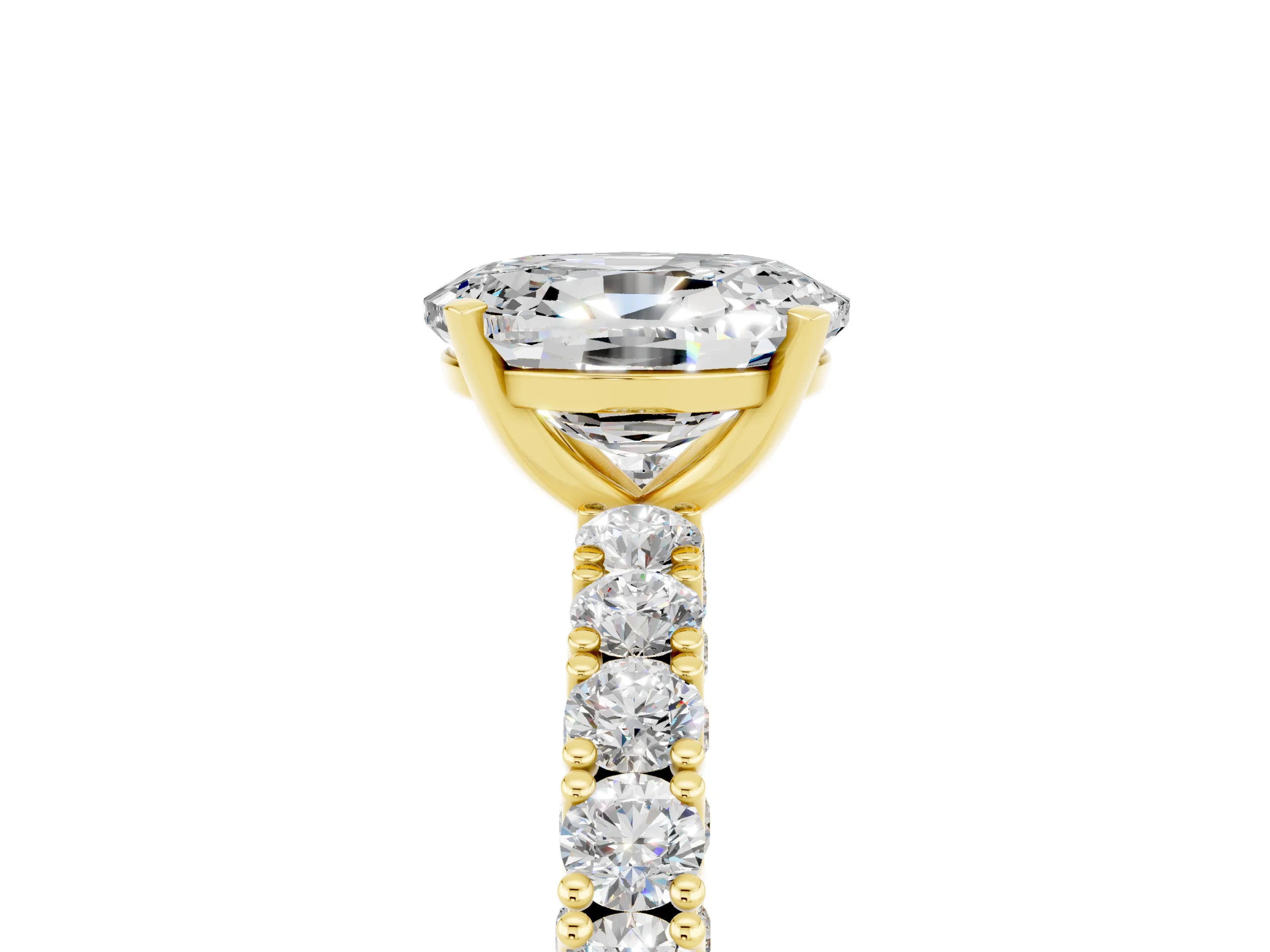 Yellow gold Oval Cut Diamond Pavé Band Solitaire Ring with Prong Setting_5