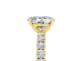 Yellow gold Oval Cut Diamond Pavé Band Solitaire Ring with Prong Setting_5