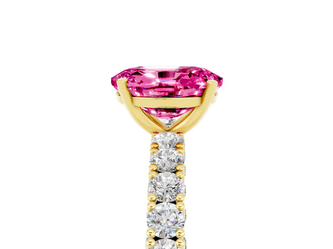 Yellow gold Oval Cut Diamond Pavé Band Solitaire Ring with Prong Setting_5