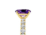 Yellow gold Oval Cut Diamond Pavé Band Solitaire Ring with Prong Setting_5