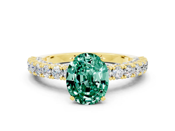 Yellow gold Oval Cut Diamond Pavé Band Solitaire Ring with Prong Setting