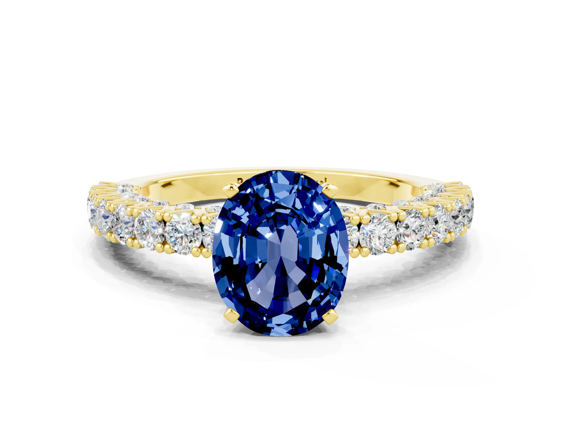 Yellow gold Oval Cut Diamond Pavé Band Solitaire Ring with Prong Setting