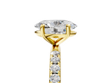 Yellow gold Oval Cut Diamond Pavé Band Solitaire with Four-Prong Setting_15