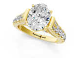 Yellow gold Oval Cut Diamond Pavé Band Solitaire with Four-Prong Setting_17