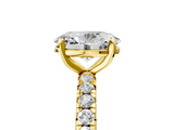 Yellow gold Oval Cut Diamond Pavé Band with Four-Prong Setting_24