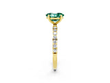 Yellow gold Oval Cut Diamond Pavé Band with Six-Prong Setting_2
