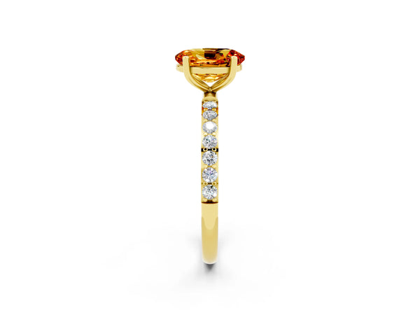 Yellow gold Oval Cut Citrine Solitaire Ring with Round Pavé Shoulders and Prong Setting