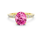 Yellow gold Oval Cut Diamond Pavé Band with Six-Prong Setting