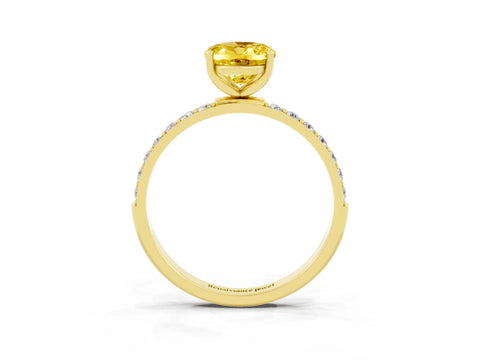 Yellow gold Oval Cut Diamond Pavé Band with Six-Prong Setting_3