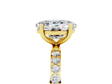 Yellow gold Oval Cut Diamond Pavé Band with Six-Prong Setting_5