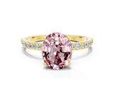 Yellow gold Oval Cut Diamond Pavé Band with Six-Prong Setting