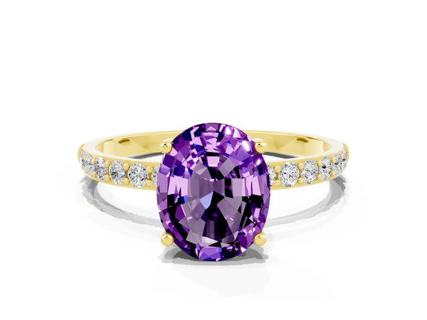 Yellow gold Oval Cut Amethyst Solitaire Ring with Round Pavé Shoulders and Prong Setting