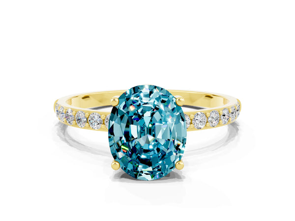 Yellow gold Oval Cut Diamond Pavé Band with Six-Prong Setting