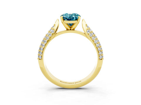 Yellow gold Oval Cut Diamond Solitaire Engagement Ring with Pavé Band and Four-Prong Setting_3