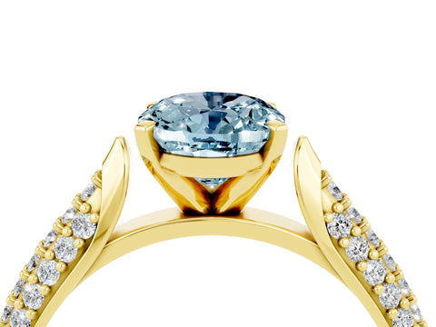 Yellow gold Oval Cut Diamond Solitaire Engagement Ring with Pavé Band and Four-Prong Setting_4