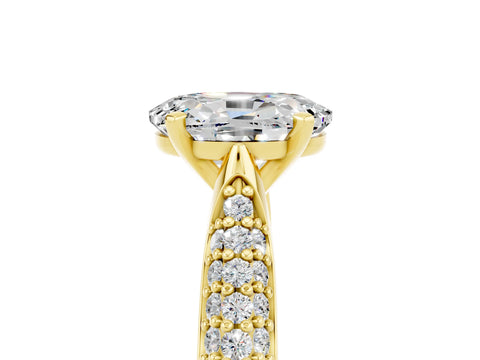 Yellow gold Oval Cut Diamond Solitaire Engagement Ring with Pavé Band and Four-Prong Setting_5