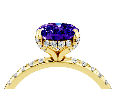Yellow gold Oval Cut Diamond Solitaire Ring with Four-Prong Setting and Pavé Band_4