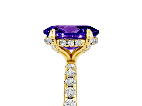 Yellow gold Oval Cut Diamond Solitaire Ring with Four-Prong Setting and Pavé Band_5