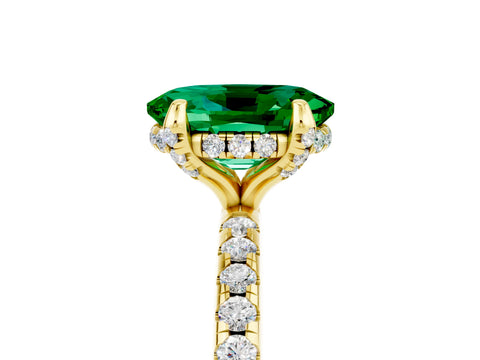 Yellow gold Oval Cut Diamond Solitaire Ring with Four-Prong Setting and Pavé Band_5