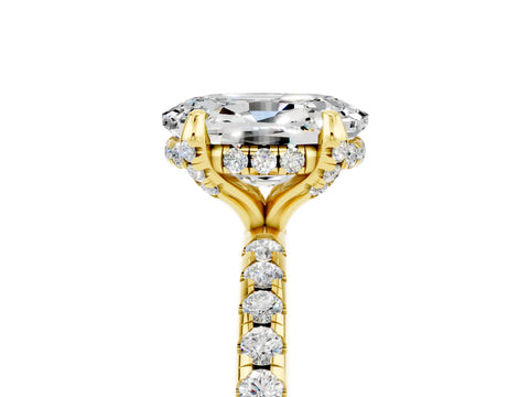 Yellow gold Oval Cut Diamond Solitaire Ring with Four-Prong Setting and Pavé Band_5