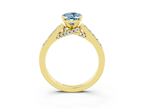 Yellow gold Oval Cut Diamond Solitaire Ring with Pavé Band and Prong Setting_3