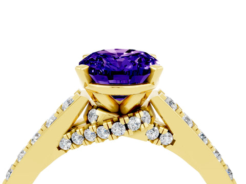 Yellow gold Oval Cut Diamond Solitaire Ring with Pavé Band and Prong Setting_4