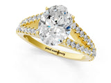 Yellow gold Oval Cut Diamond Split Shank Pavé Engagement Ring with Four-Prong Setting_89