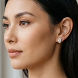 Yellow gold Oval Cut Diamond Stud Earrings_126