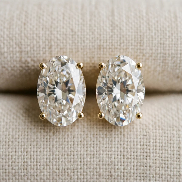 18K Yellow Gold 1.06 Carat E-F VVS-VS Oval Diamond Stud Earrings