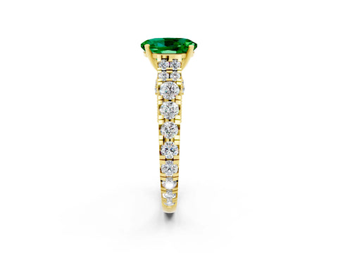 Yellow gold Oval Cut Emerald Classic Solitaire Ring with Pavé Band and Four-Prong Setting_2