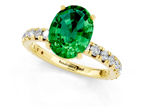 Yellow gold Oval Cut Emerald Pavé Solitaire Ring with Round Band and Prong Setting